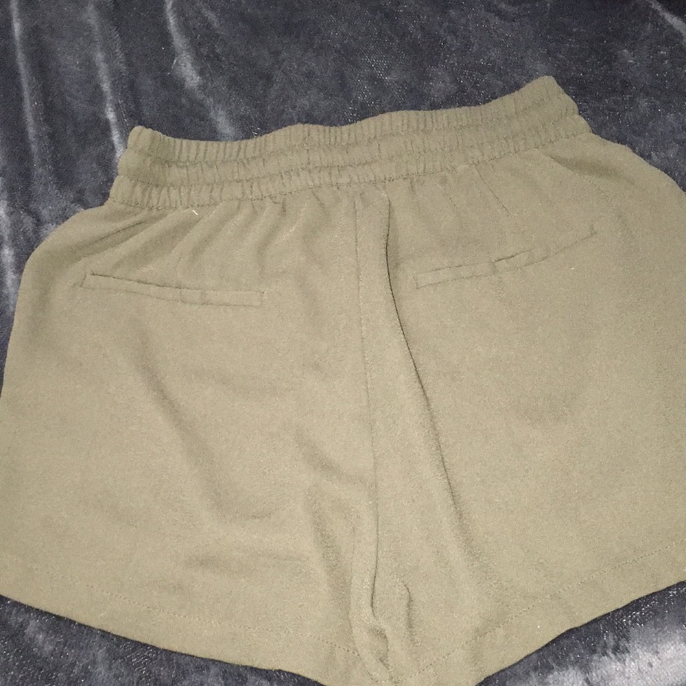 shorts - Picture 2 of 2